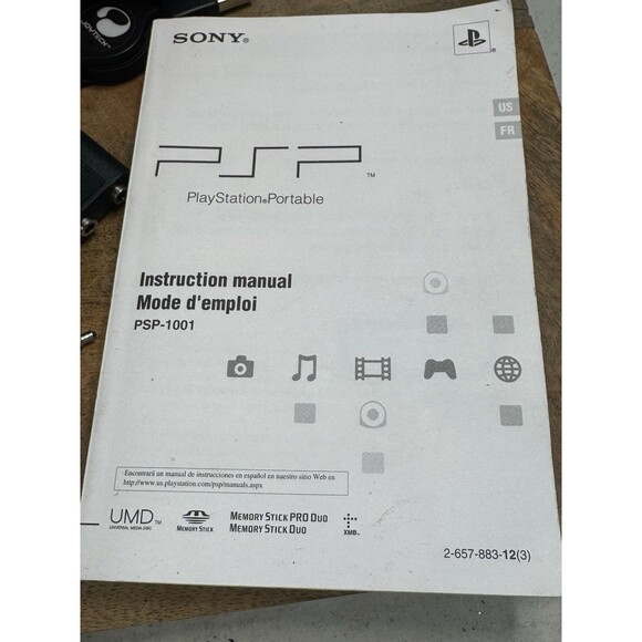 Sony PSP 1001 Handheld Console With Accessories Charger Stand Bag Car Access Usa